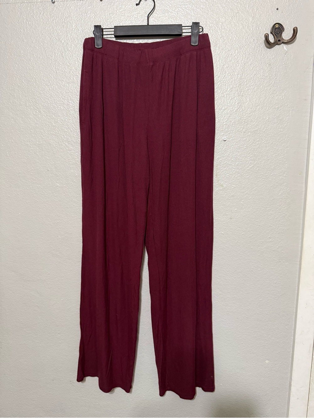 SKIMS Modal Ribbed Wide-Leg Women's Pants in Burgundy - Picture 2 of 7